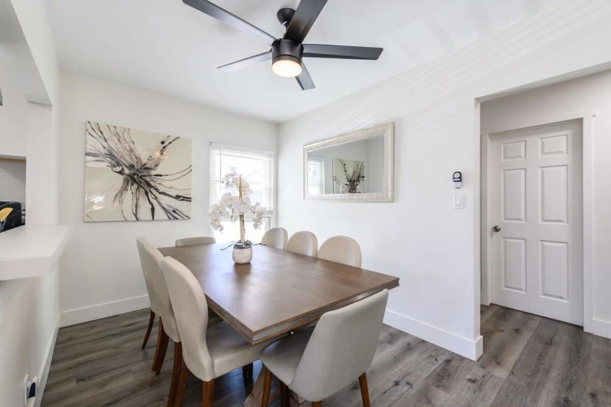 Spacious Disneyland 5 Bedroom 4 Bath House With Game Room Anaheim Exteriér fotografie