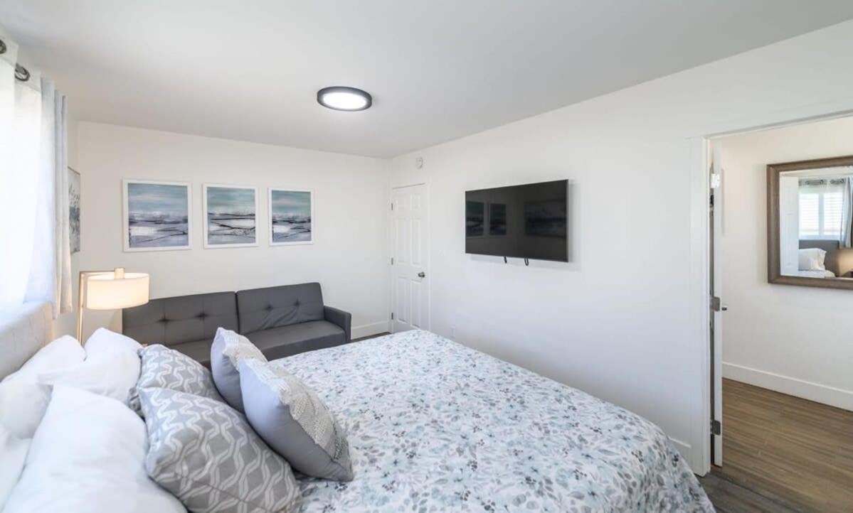 Spacious Disneyland 5 Bedroom 4 Bath House With Game Room Anaheim Exteriér fotografie