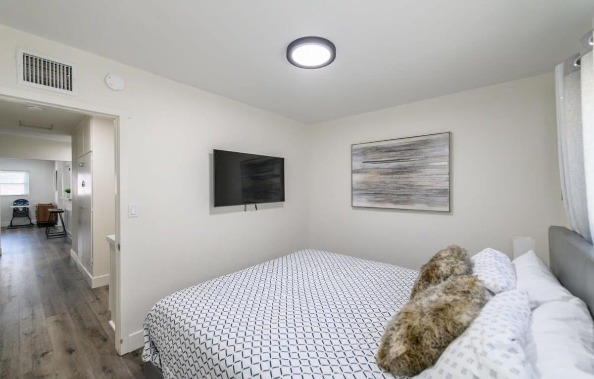 Spacious Disneyland 5 Bedroom 4 Bath House With Game Room Anaheim Exteriér fotografie