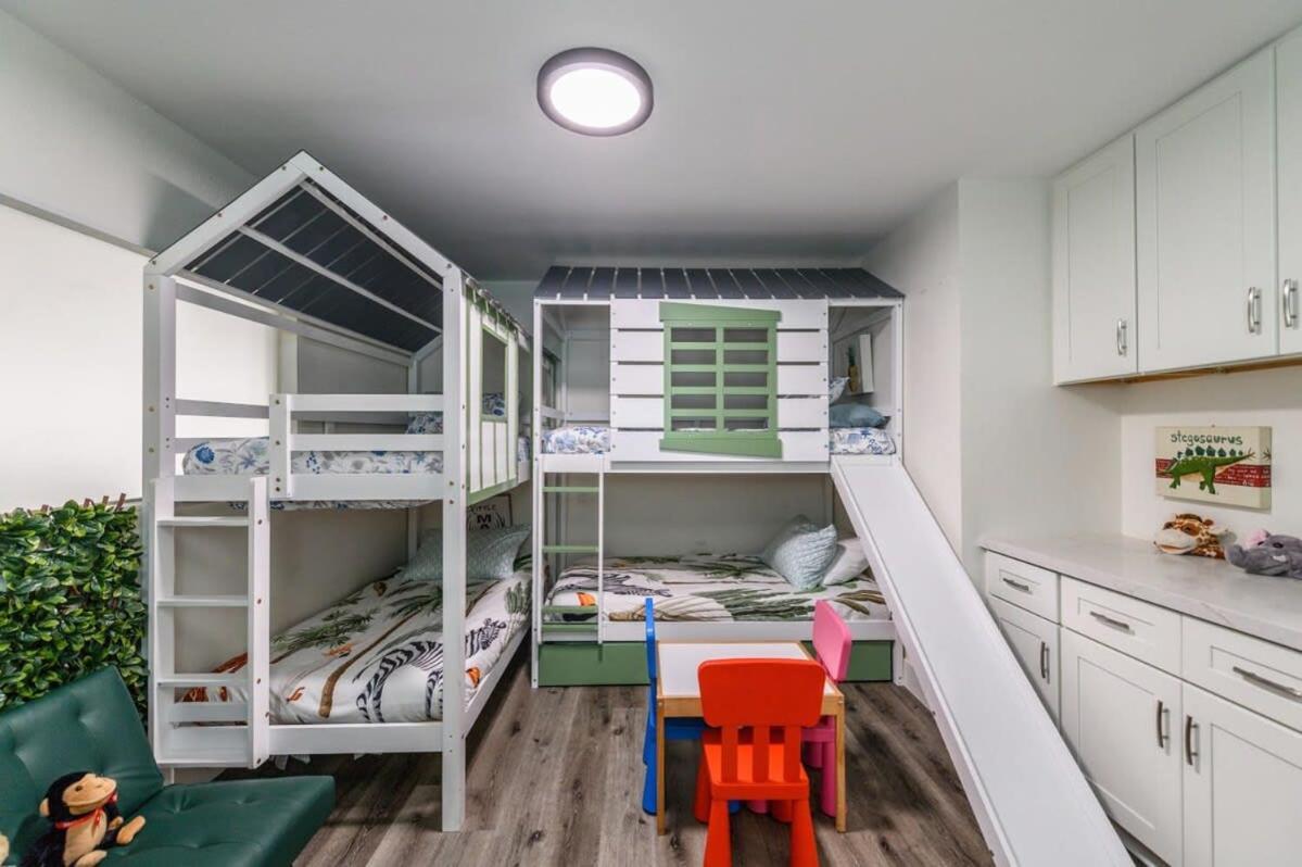 Spacious Disneyland 5 Bedroom 4 Bath House With Game Room Anaheim Exteriér fotografie